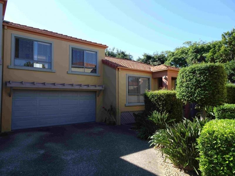 4/20 Fairway Drive, Clear Island Waters QLD 4226