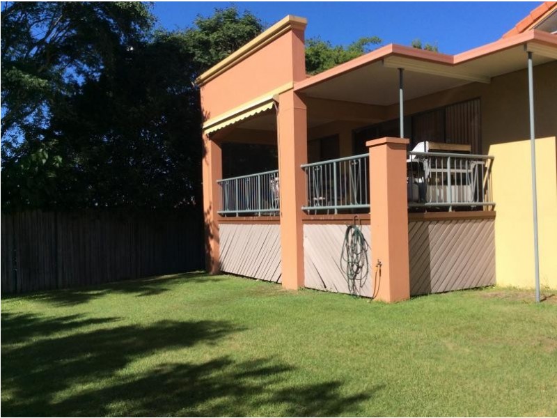 4/20 Fairway Drive, Clear Island Waters QLD 4226