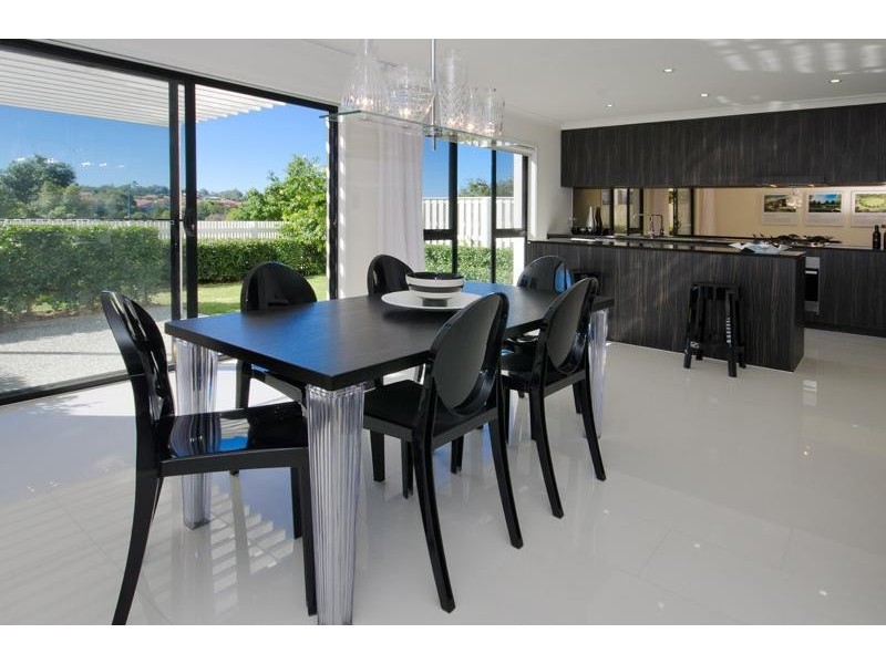 Pacific Pines QLD 4211