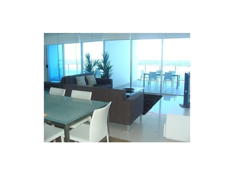 430 Marine Parade, Biggera Waters QLD 4216