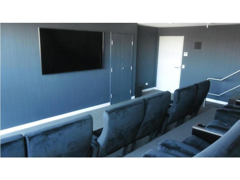 855 Stanley Street, Woolloongabba QLD 4102