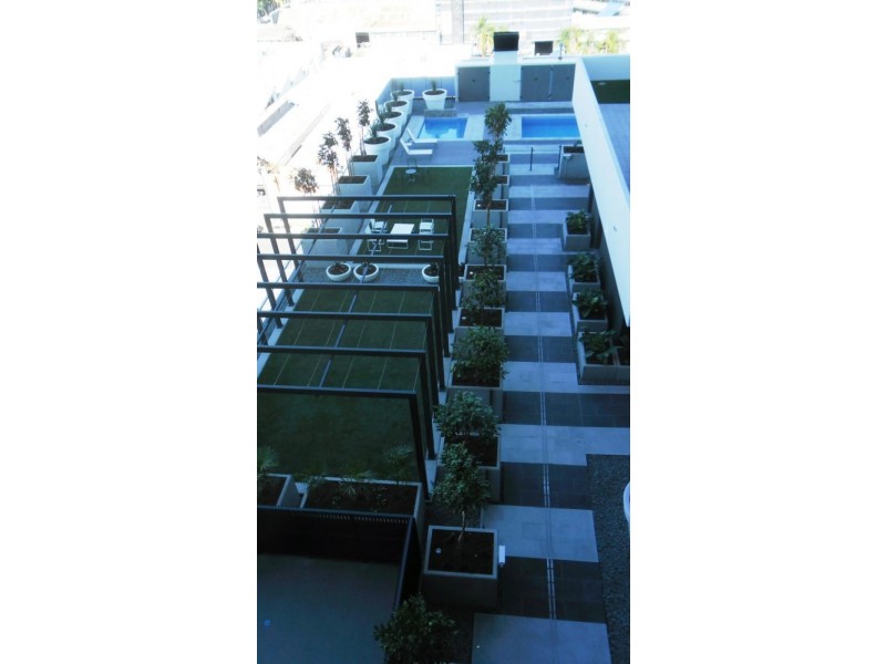 855 Stanley Street, Woolloongabba QLD 4102