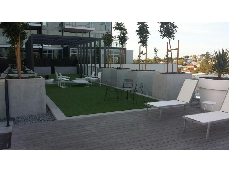 855 Stanley Street, Woolloongabba QLD 4102