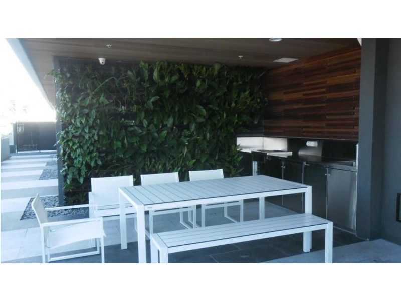 855 Stanley Street, Woolloongabba QLD 4102