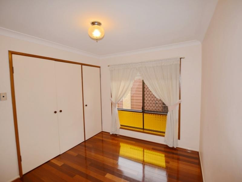 91 Honeywood St, Sunnybank Hills QLD 4109