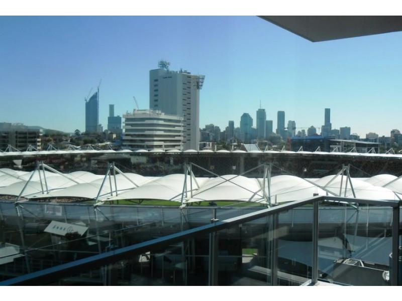 855 Stanley Street, Woolloongabba QLD 4102