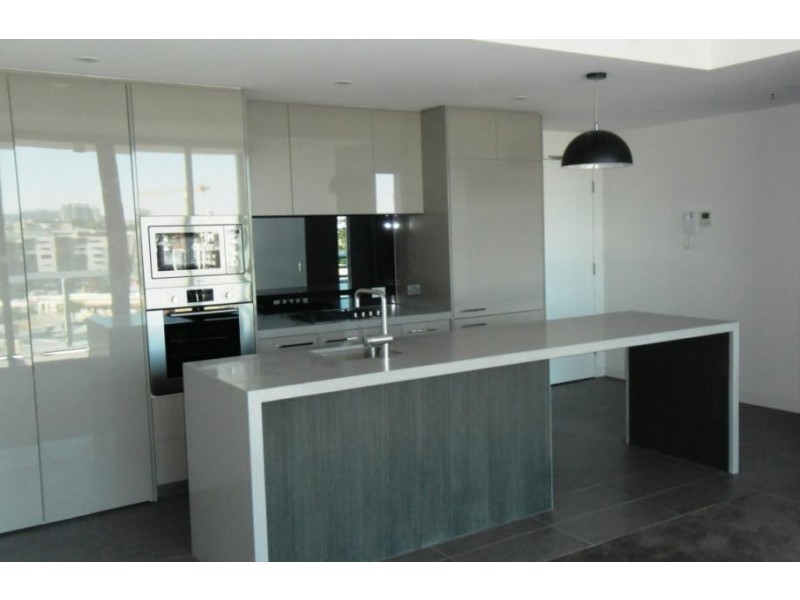 855 Stanley Street, Woolloongabba QLD 4102