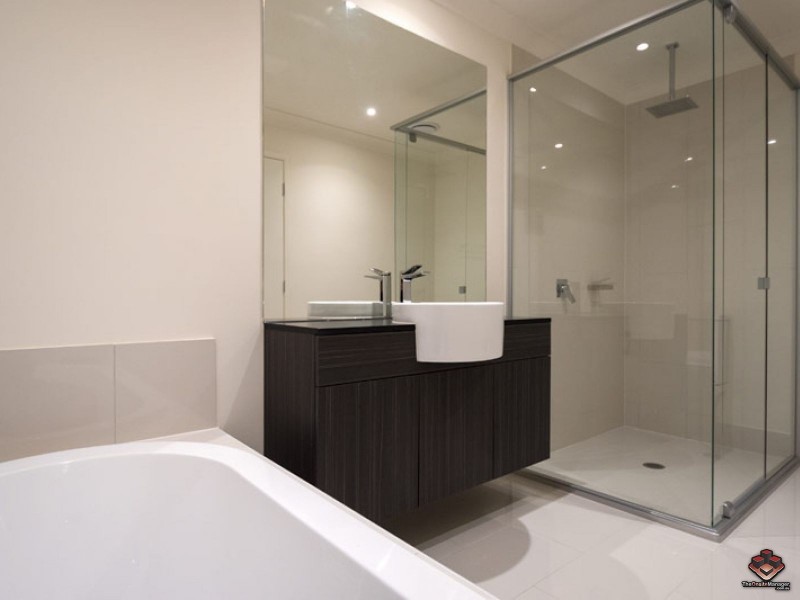 24/126 Marina quays, Hope Island QLD 4212