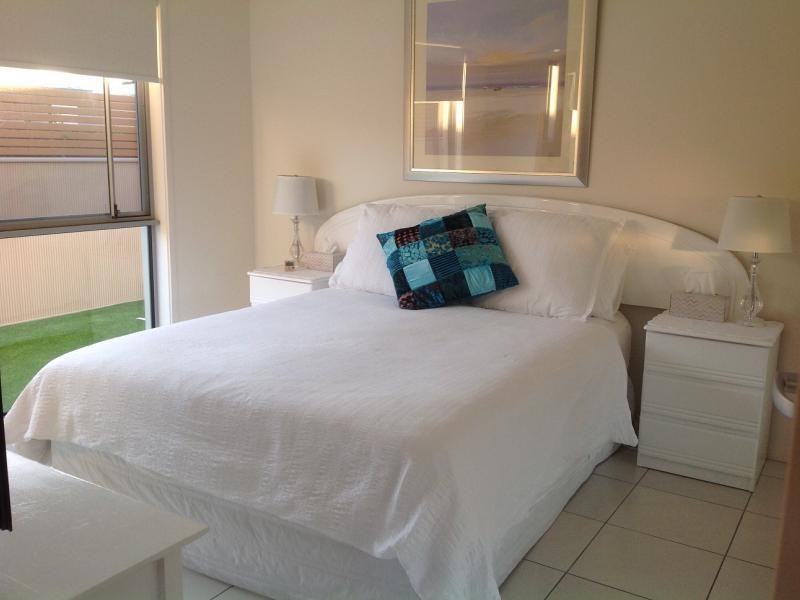 Hope Island QLD 4212