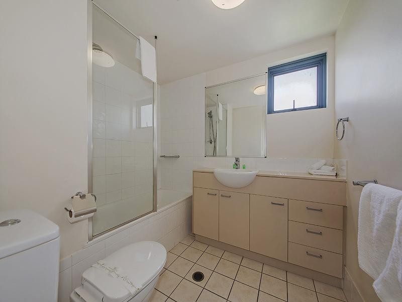 21 Patrick Lane, Toowong QLD 4066
