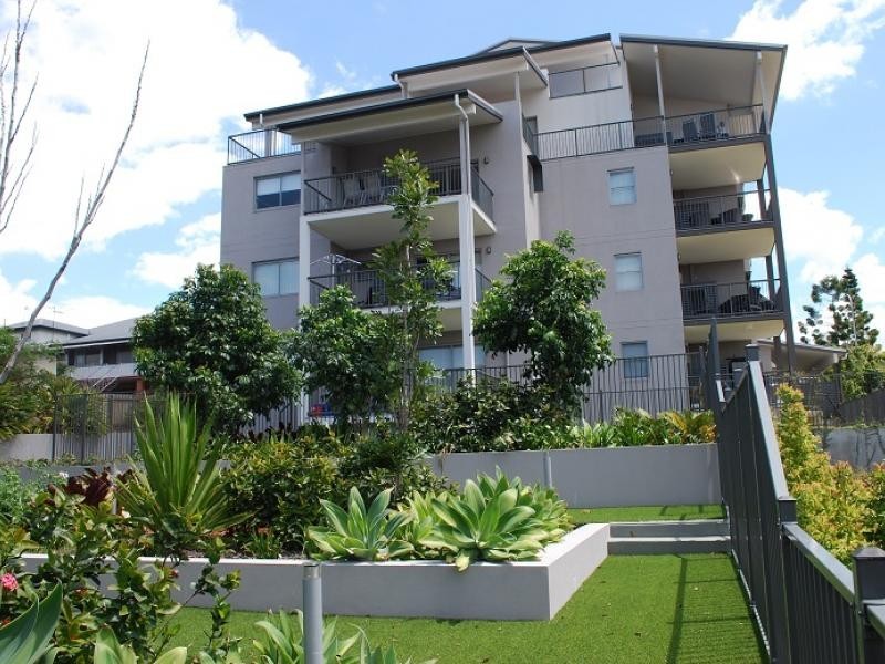 32-34 Bonython Street, Windsor QLD 4030