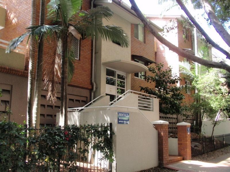 135 Macquarie Street, Teneriffe QLD 4005