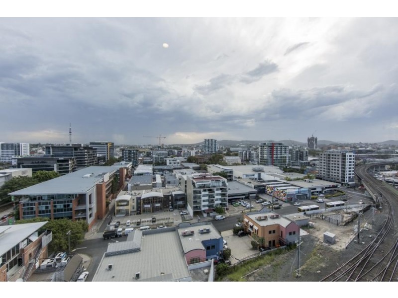 1300 77 Grey Street, South Brisbane QLD 4101