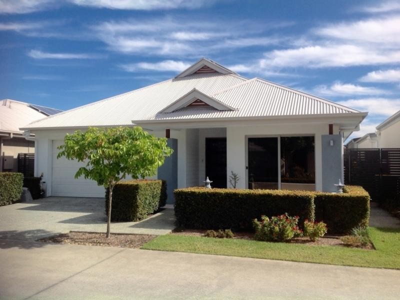 Hope Island QLD 4212