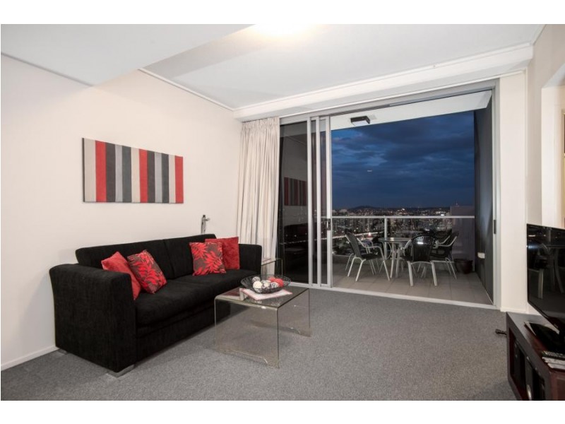 30 Macrossan Street, Brisbane City QLD 4000