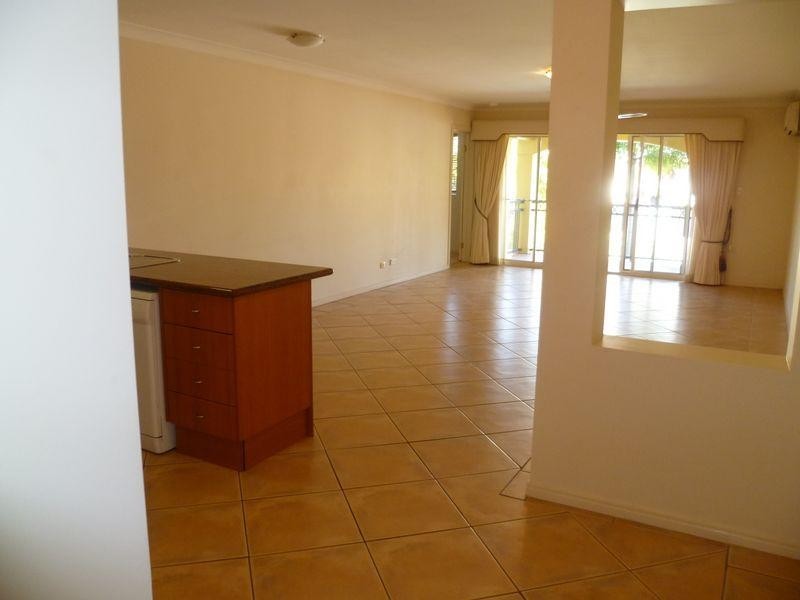 70 / 88-98 Limetree Pde, Runaway Bay QLD 4216