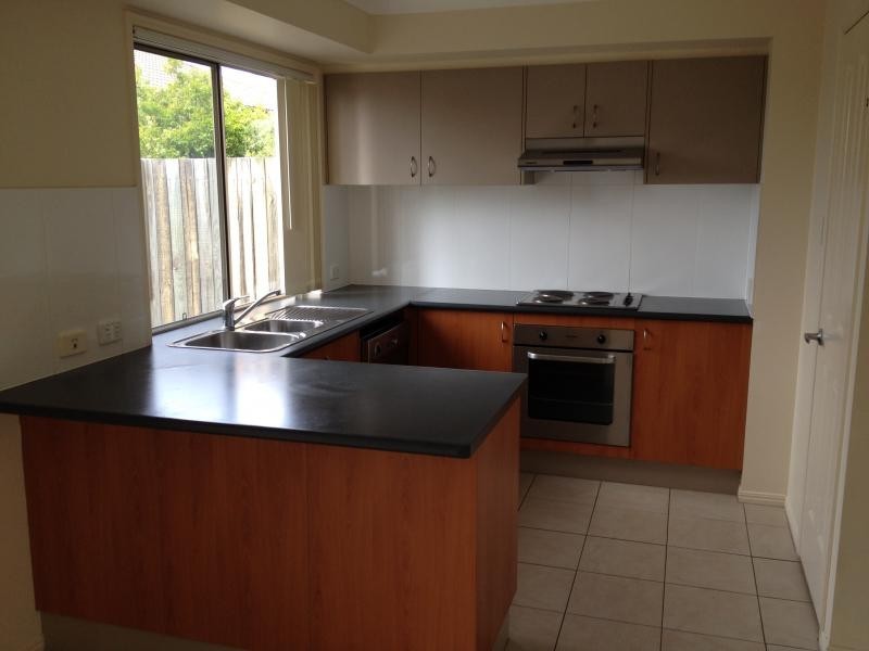 29 Johnston Street, Carina QLD 4152