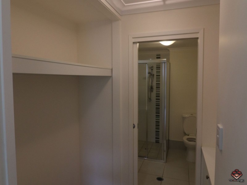 6-24 Henry Street, West End QLD 4810