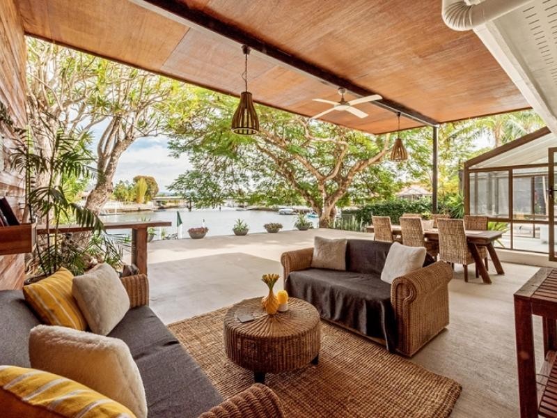 182 Morala Ave, Runaway Bay QLD 4216