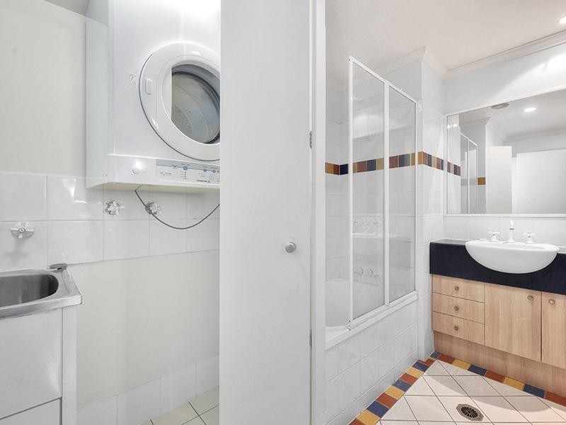 42, 68 Beeston Street, Teneriffe QLD 4005