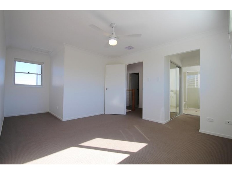 NRAS / 57 Charles Canty Drive, Wellington Point QLD 4160