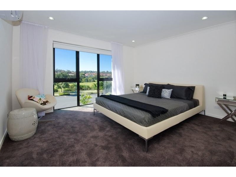 Pacific Pines QLD 4211