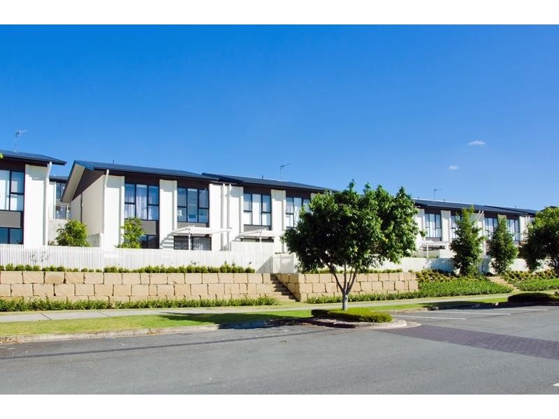 Pacific Pines QLD 4211
