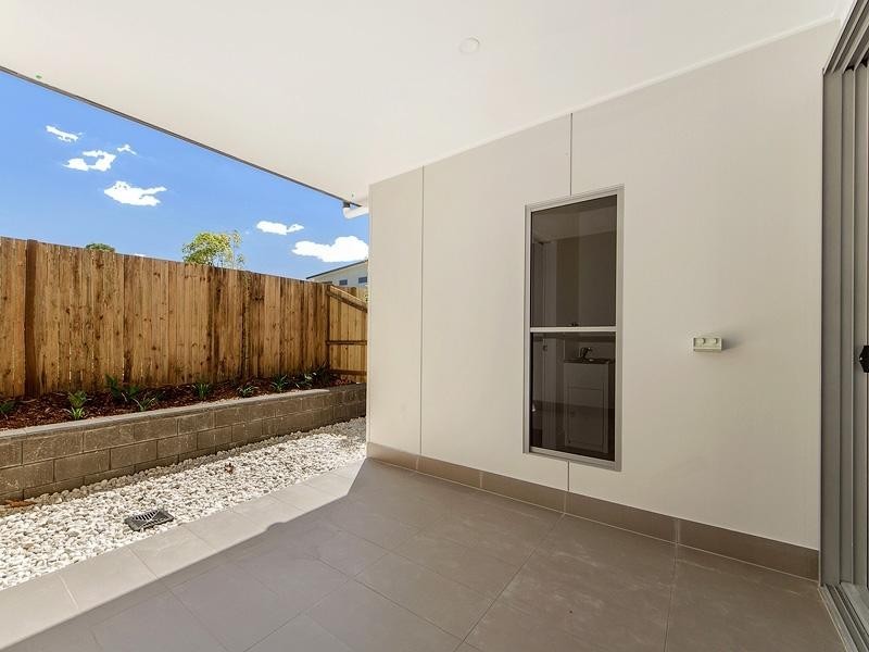 8 Russell Street, Everton Park QLD 4053