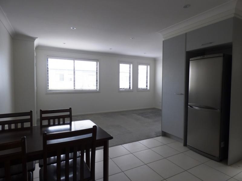 16 Surbiton Court, Carindale QLD 4152