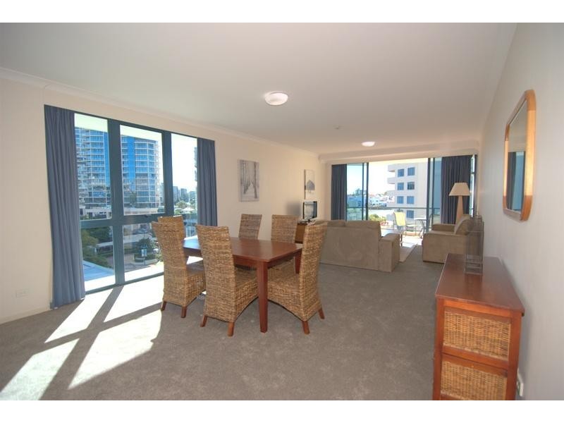 35 Ferry Street, Kangaroo Point QLD 4169