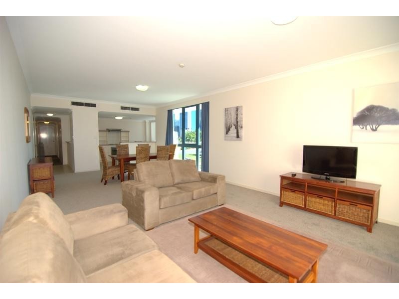 35 Ferry Street, Kangaroo Point QLD 4169