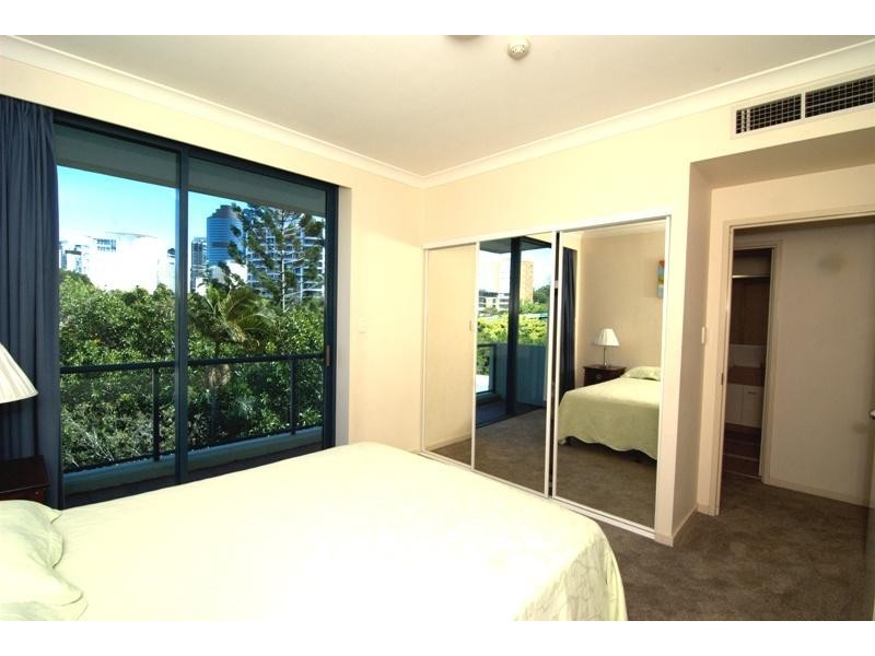 35 Ferry Street, Kangaroo Point QLD 4169
