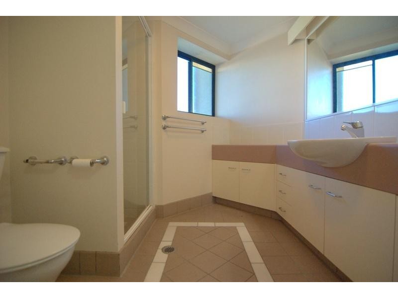35 Ferry Street, Kangaroo Point QLD 4169