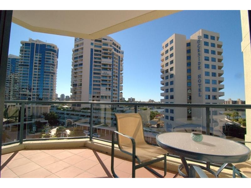 35 Ferry Street, Kangaroo Point QLD 4169