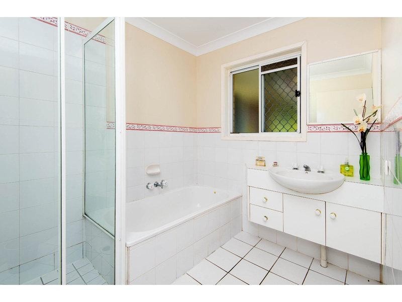 51 Stackpole St, Wishart QLD 4122