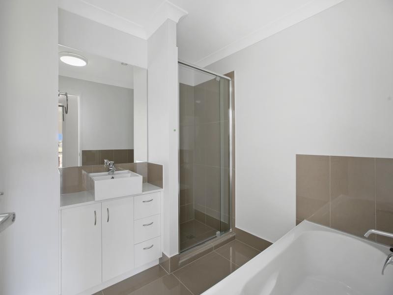 SG / 57 Charles Canty Drive, Wellington Point QLD 4160