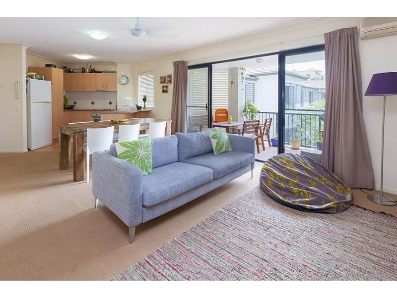 D4/52-62 NEWSTEAD TERRACE, Newstead QLD 4006