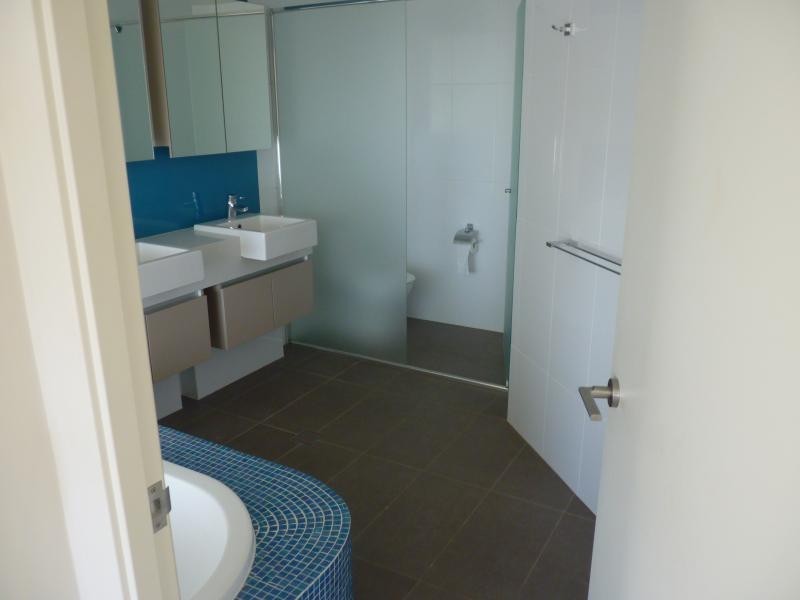 T31 28 Bayview Street, Runaway Bay QLD 4216