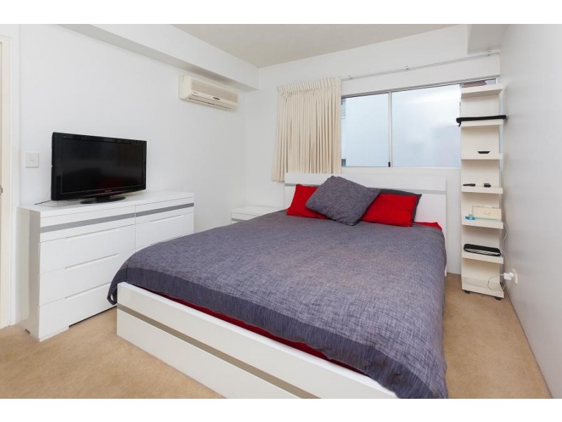 1 Ella St, Newstead QLD 4006