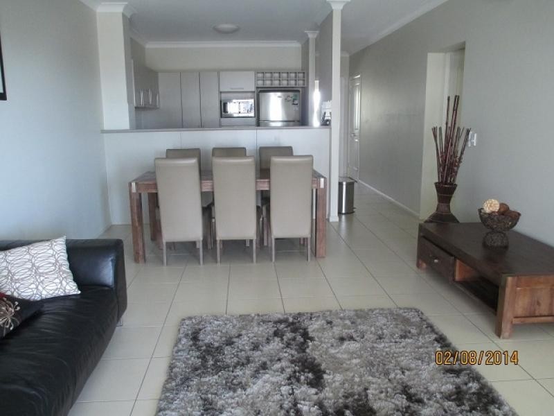 42 / 42 Warburton Street, North Ward QLD 4810