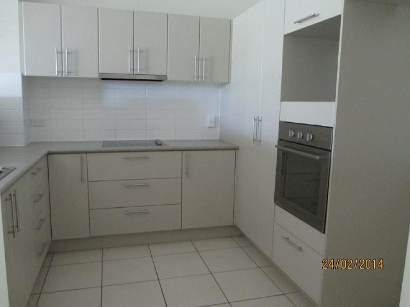 42 / 42 Warburton Street, North Ward QLD 4810