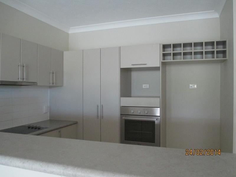 42 / 42 Warburton Street, North Ward QLD 4810