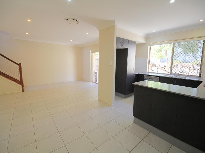 DG /  582 Manly Road, Wakerley QLD 4154