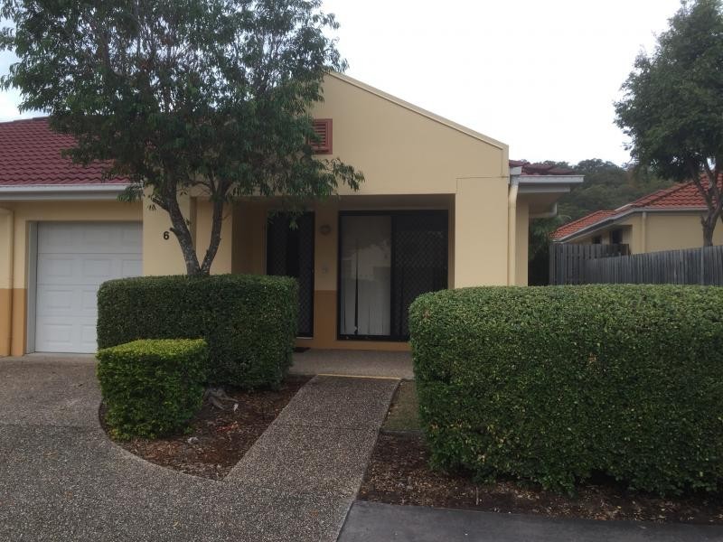 6 / 110 Scrub Rd, Carindale QLD 4152