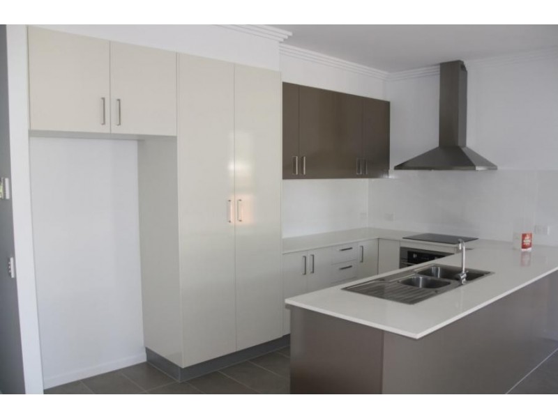 24a Mchugh Street, Augustine Heights QLD 4300