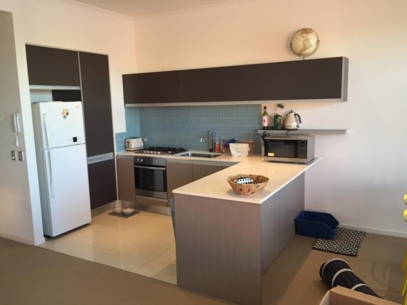 8 / 3030 The Boulevard, Carrara QLD 4211
