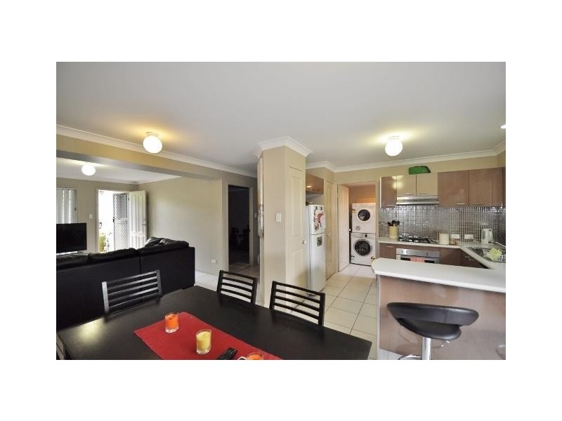 130 Jutland Street, Oxley QLD 4075