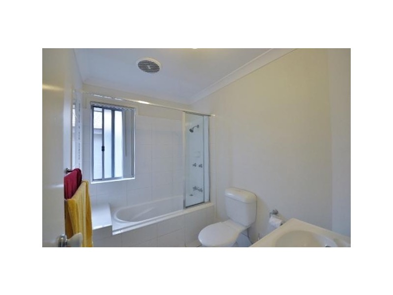 130 Jutland Street, Oxley QLD 4075