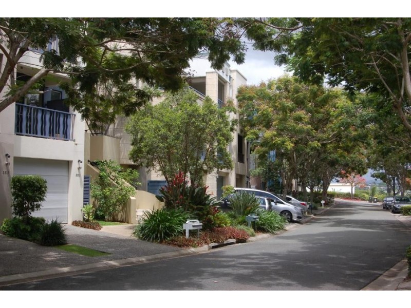 3206 Central Place, Carrara QLD 4211