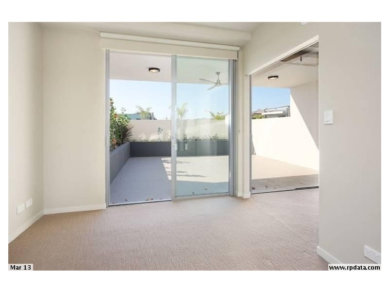 Unit 12 / 70 Love St, Bulimba QLD 4171
